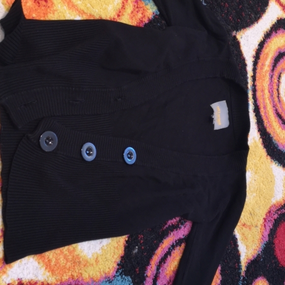 Button up sweater - Picture 3 of 3